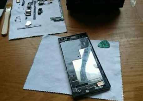 Sony Z5 Mobile Phone Battery Replacement Tutorial