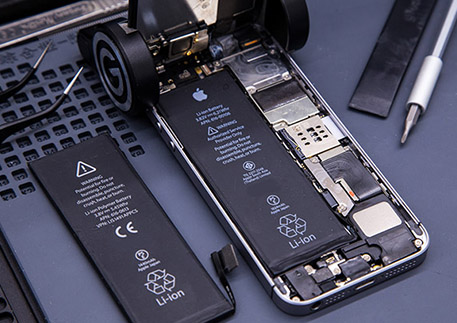 The best iphone battery replacements and top brands in 2023